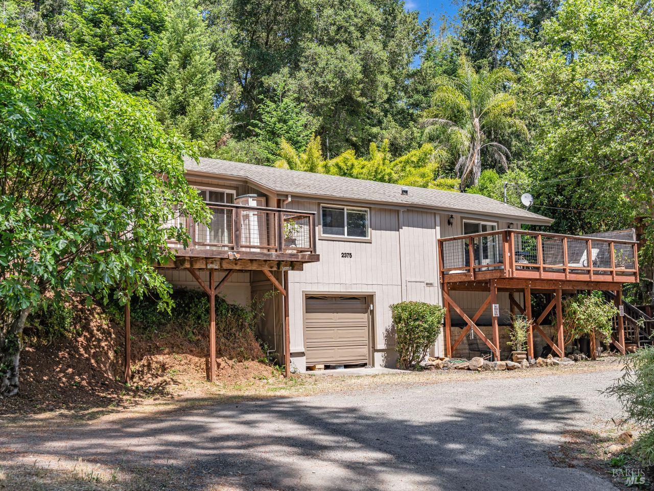 Detail Gallery Image 1 of 33 For 2375 Los Olivos Rd, Santa Rosa,  CA 95404 - 2 Beds | 1 Baths