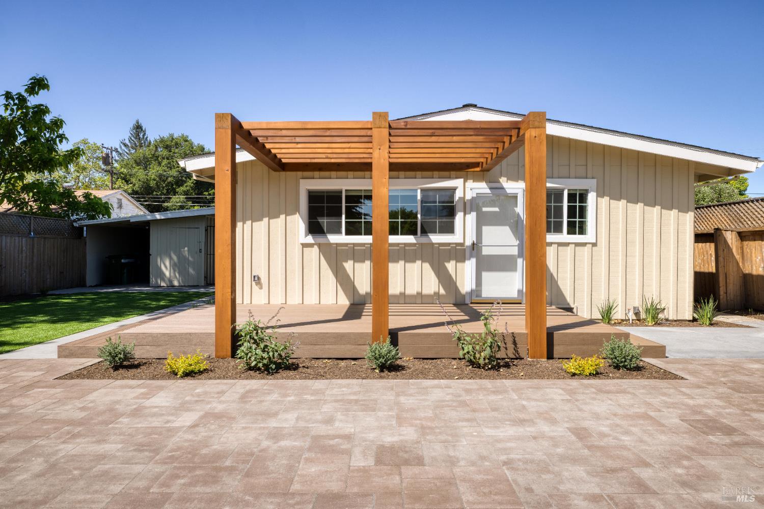 Detail Gallery Image 32 of 43 For 916 Colorado Blvd, Santa Rosa,  CA 95405 - 4 Beds | 2 Baths