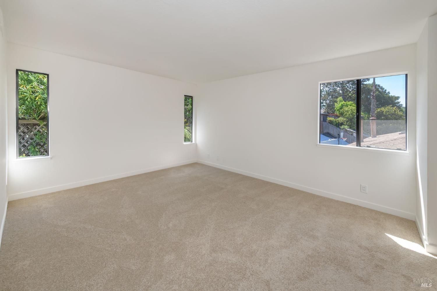 Detail Gallery Image 14 of 25 For 475 San Marin Dr, Novato,  CA 94945 - 4 Beds | 2/1 Baths