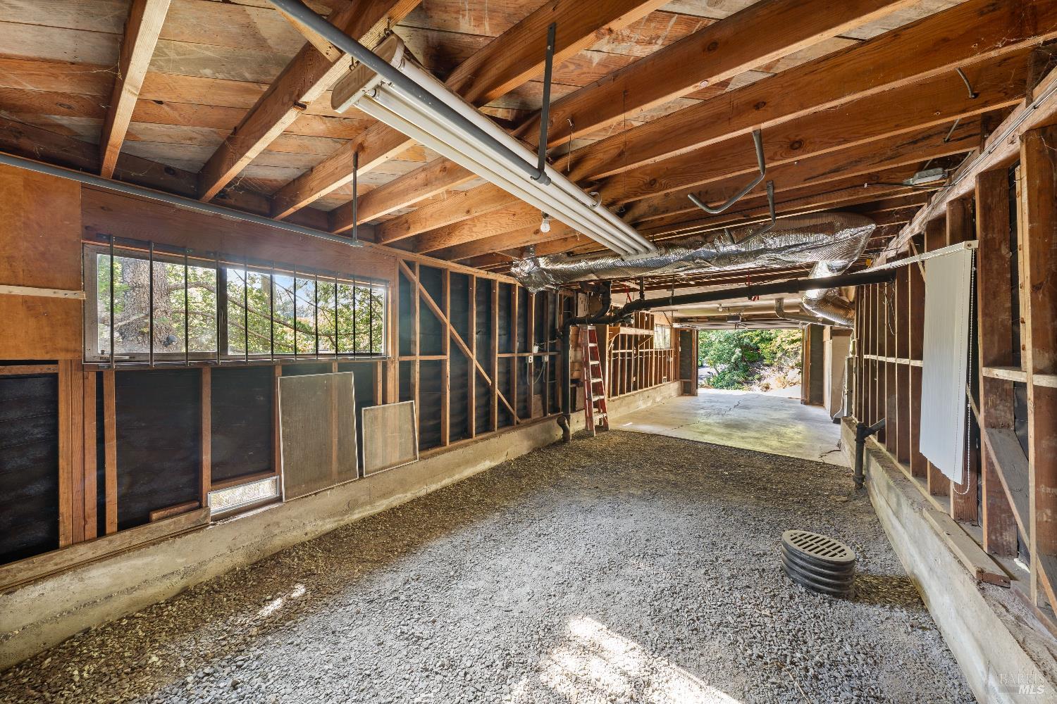 Detail Gallery Image 49 of 51 For 84 E Crescent Dr, San Rafael,  CA 94901 - 3 Beds | 2 Baths
