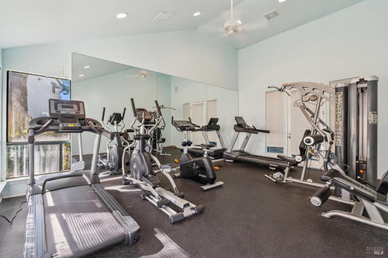Detail Gallery Image 45 of 49 For 1201 Glen Cove Pkwy #514,  Vallejo,  CA 94591 - 1 Beds | 1 Baths
