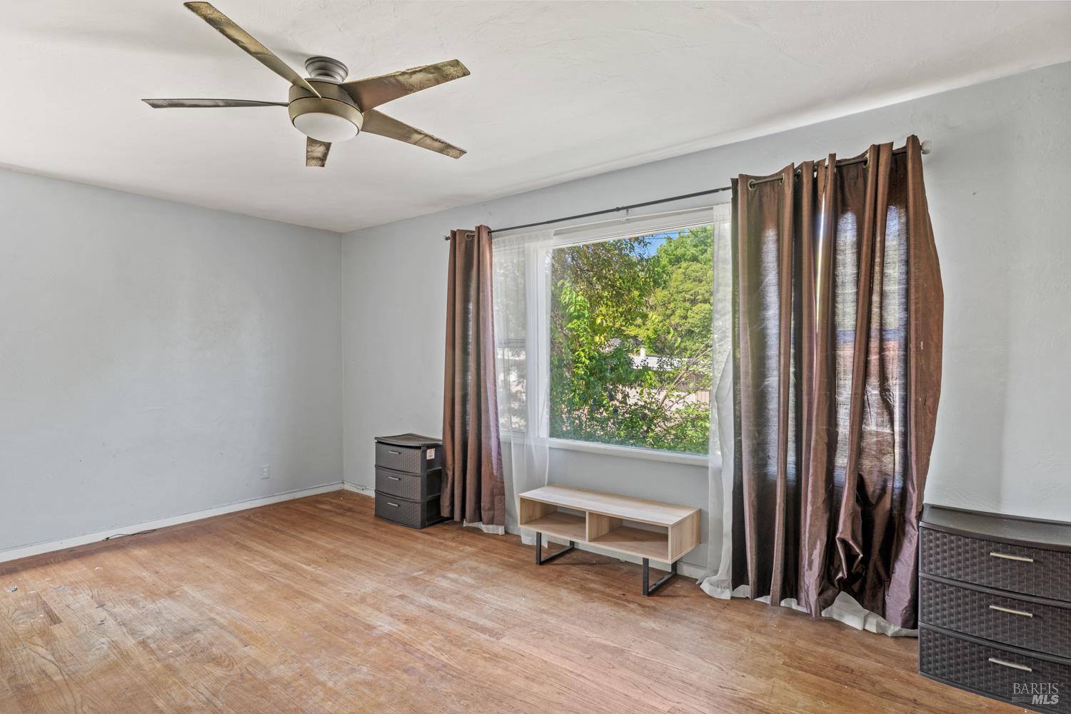 Detail Gallery Image 11 of 25 For 161 Barbara St, Ukiah,  CA 95482 - 4 Beds | 2 Baths