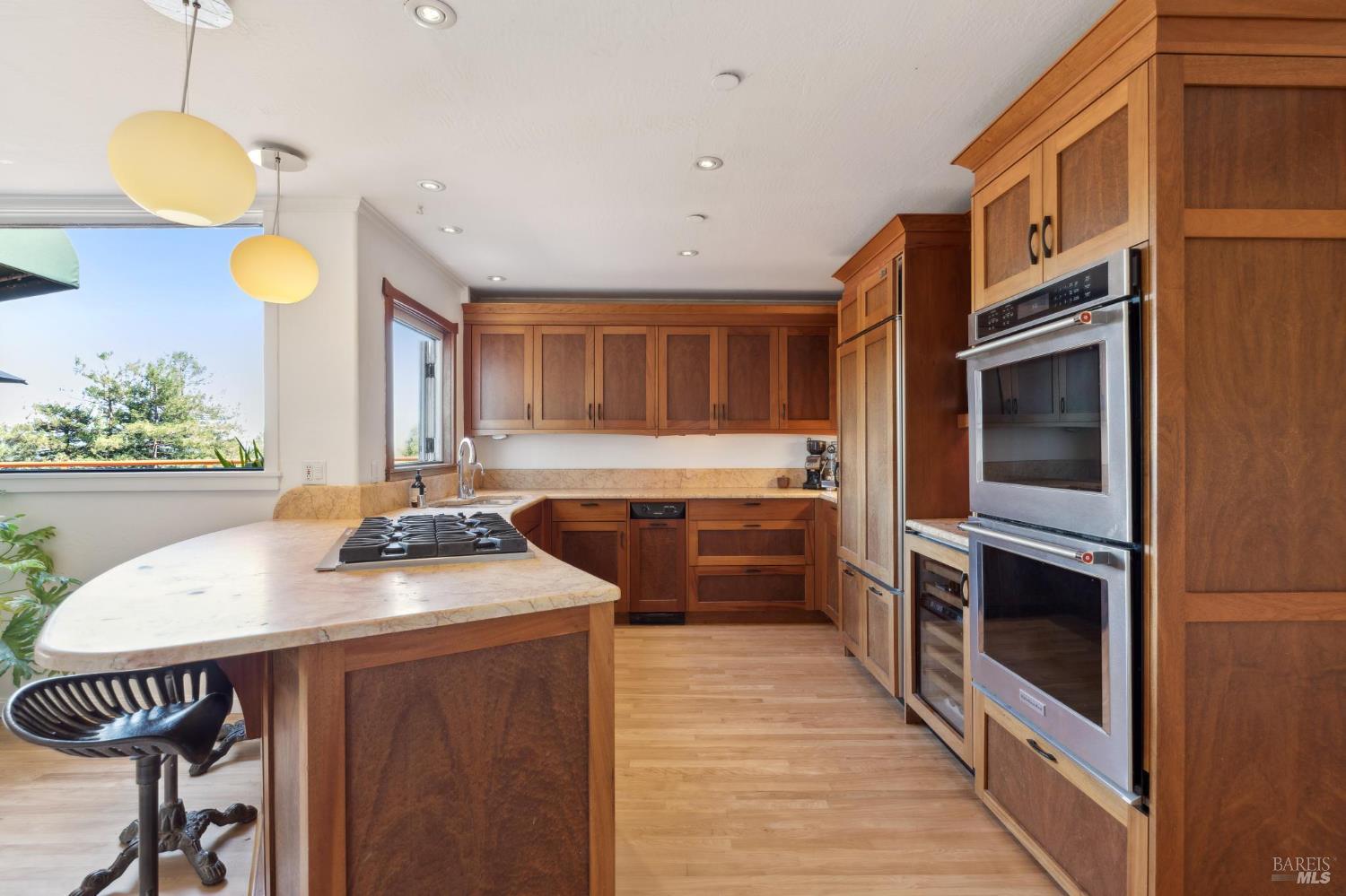 Detail Gallery Image 18 of 54 For 222 Marguerite Ave, Mill Valley,  CA 94941 - 4 Beds | 5 Baths