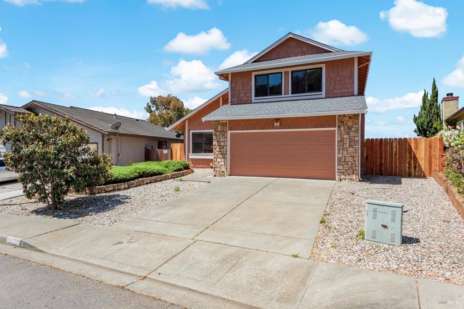 Detail Gallery Image 3 of 51 For 225 Riverview Dr, Vallejo,  CA 94589 - 4 Beds | 2/1 Baths