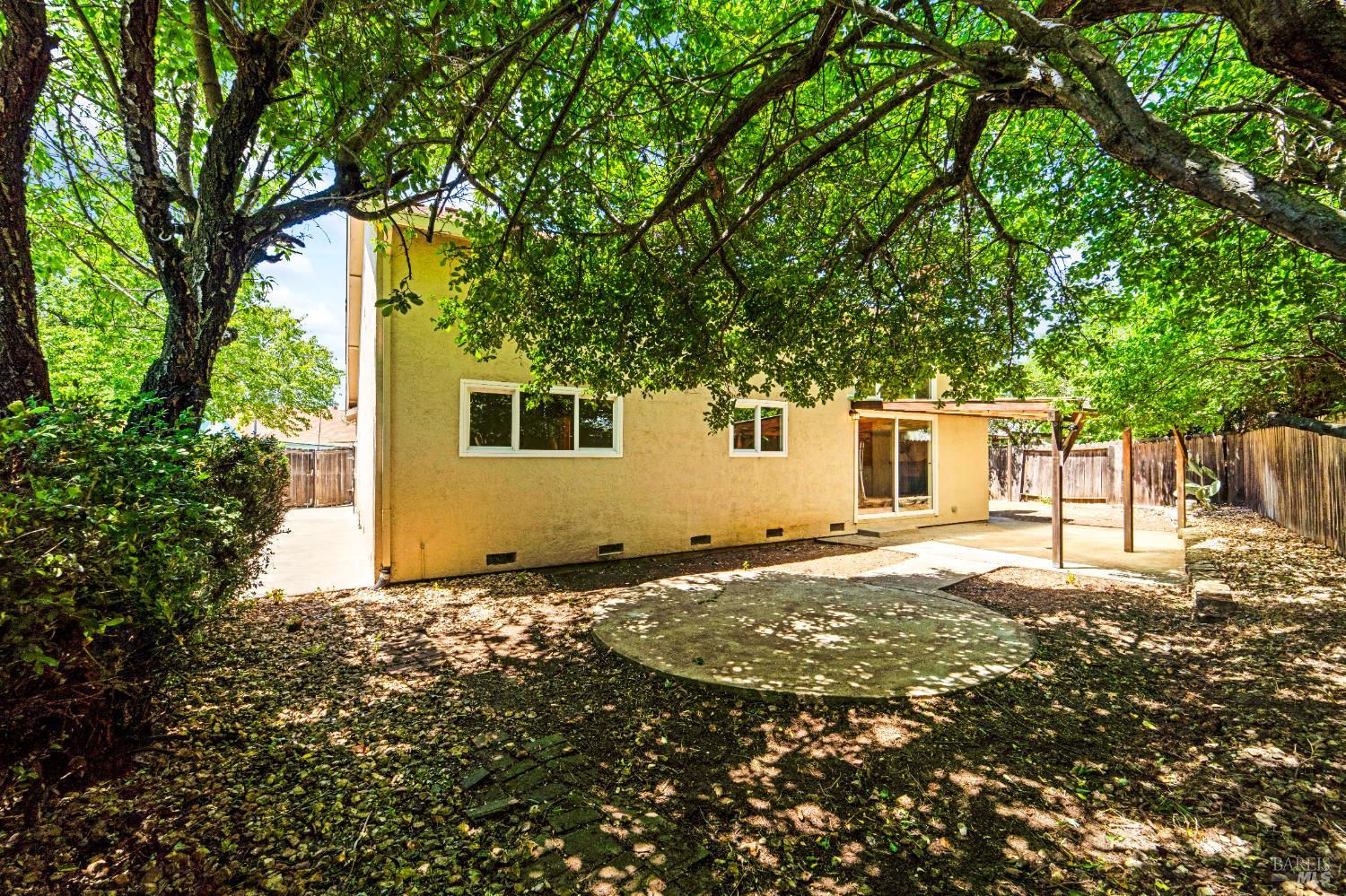 Detail Gallery Image 37 of 42 For 2246 Carver Pl, Fairfield,  CA 94533 - 4 Beds | 2 Baths