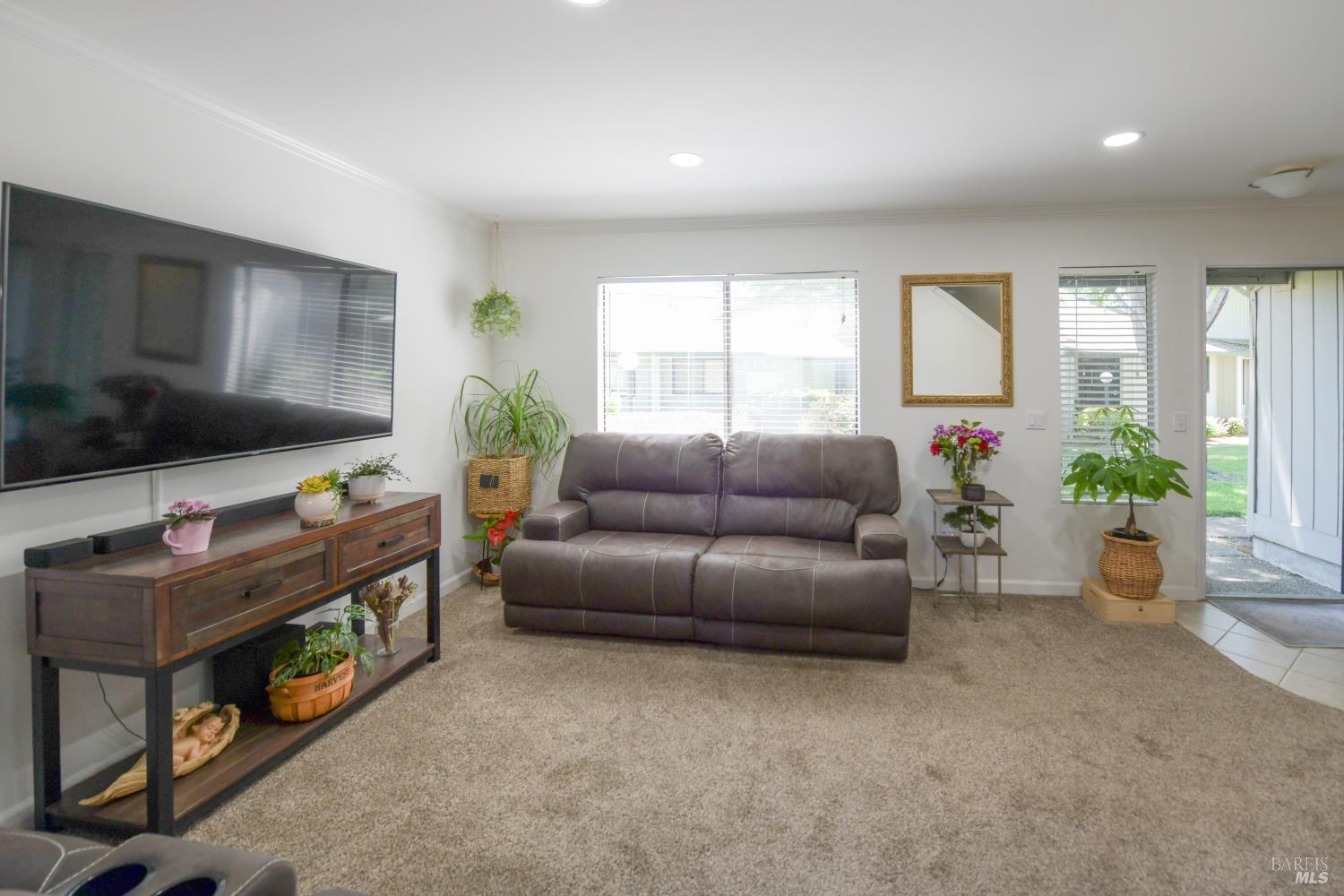 Detail Gallery Image 13 of 31 For 433 Freeway Dr, Napa,  CA 94558 - 2 Beds | 1/1 Baths