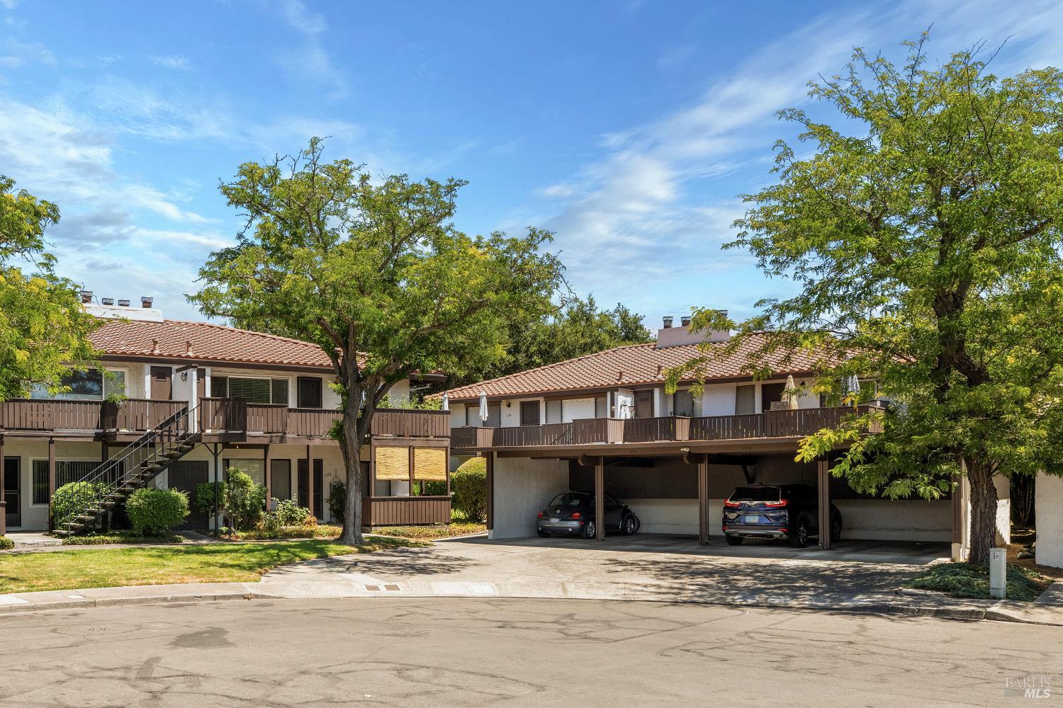 Detail Gallery Image 1 of 32 For 336 Las Casitas Ct, Sonoma,  CA 95476 - 2 Beds | 1/1 Baths