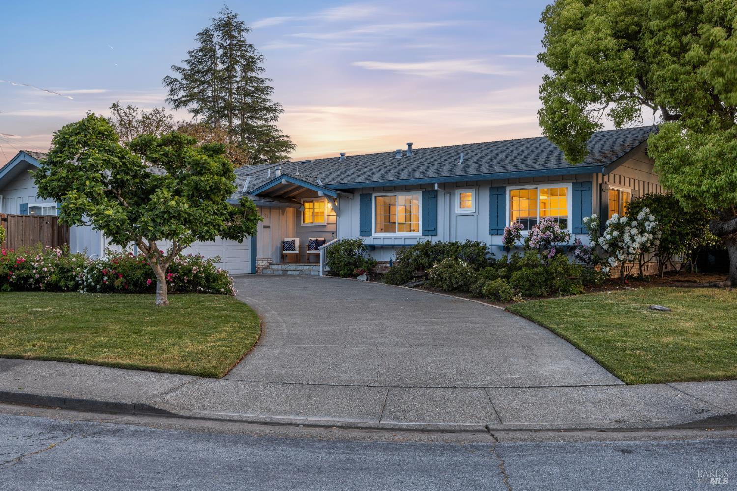 Detail Gallery Image 1 of 83 For 22 Laurie Ct, Novato,  CA 94947 - 4 Beds | 2 Baths