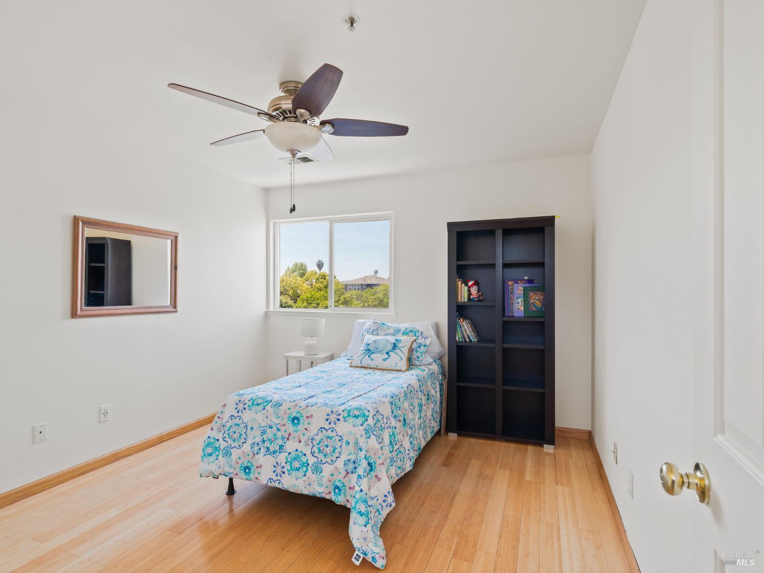Detail Gallery Image 37 of 60 For 109 Paradise Dr, Napa,  CA 94558 - 4 Beds | 2/1 Baths