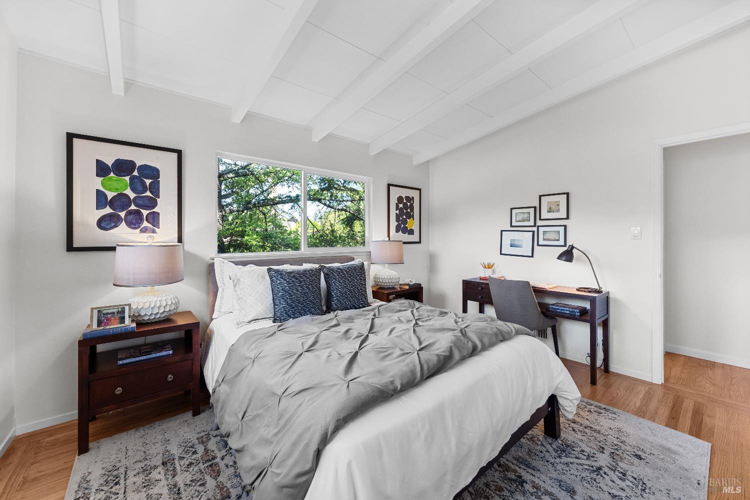 Detail Gallery Image 27 of 51 For 84 E Crescent Dr, San Rafael,  CA 94901 - 3 Beds | 2 Baths