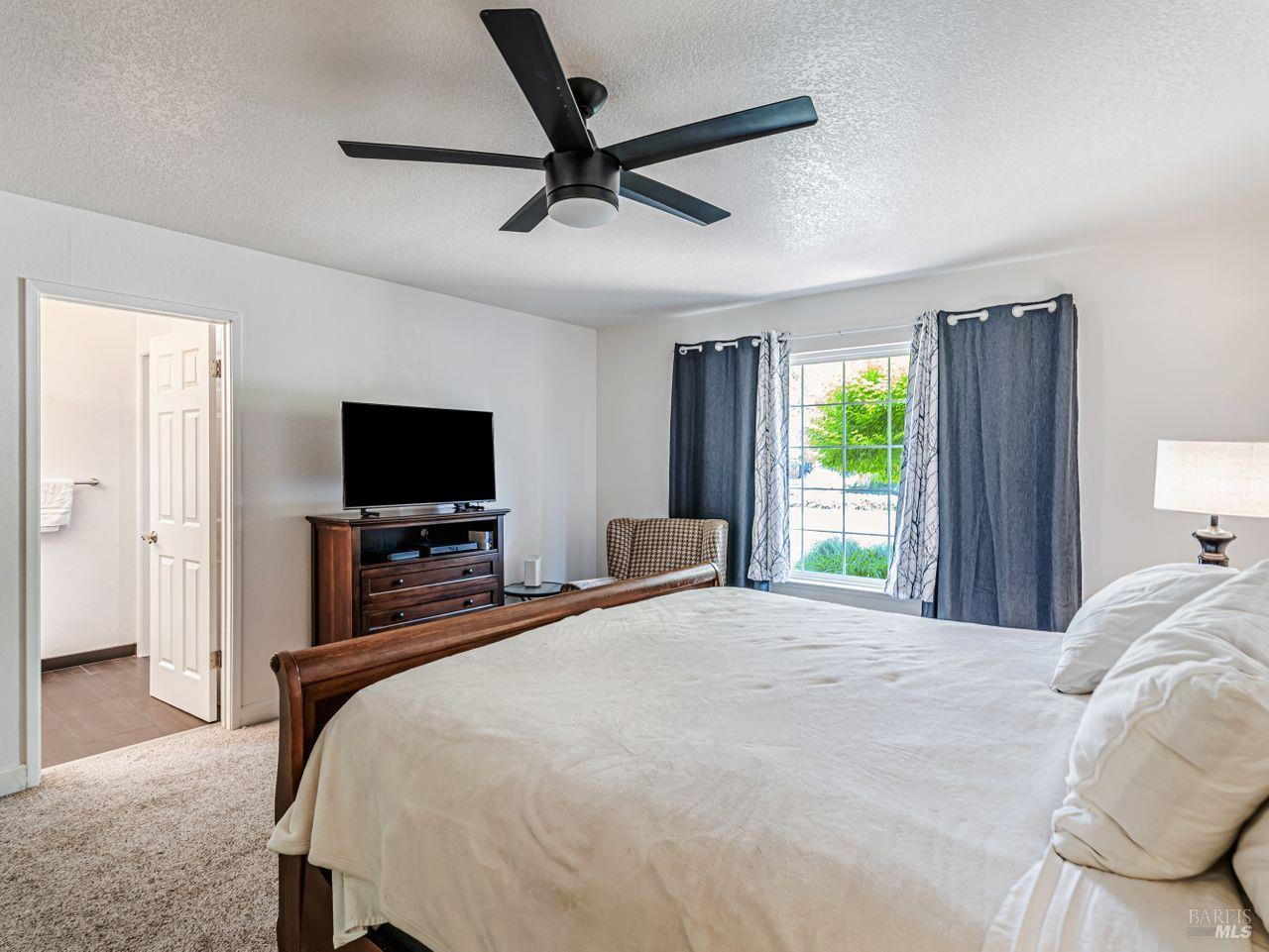 Detail Gallery Image 18 of 30 For 4793 Glencannon St, Santa Rosa,  CA 95405 - 3 Beds | 2 Baths
