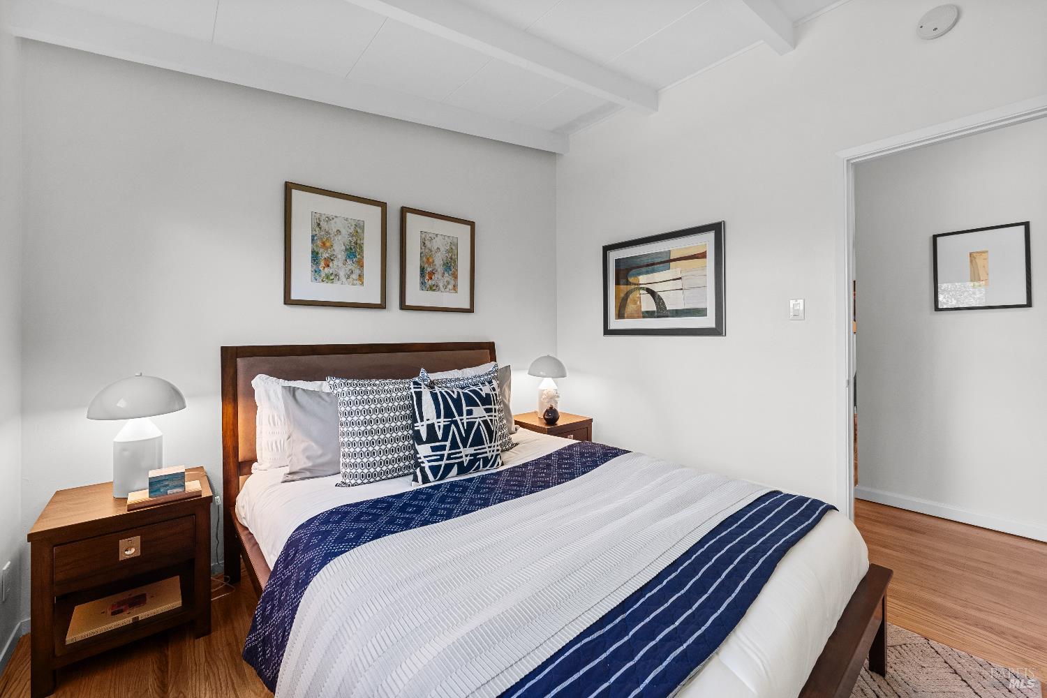 Detail Gallery Image 23 of 51 For 84 E Crescent Dr, San Rafael,  CA 94901 - 3 Beds | 2 Baths