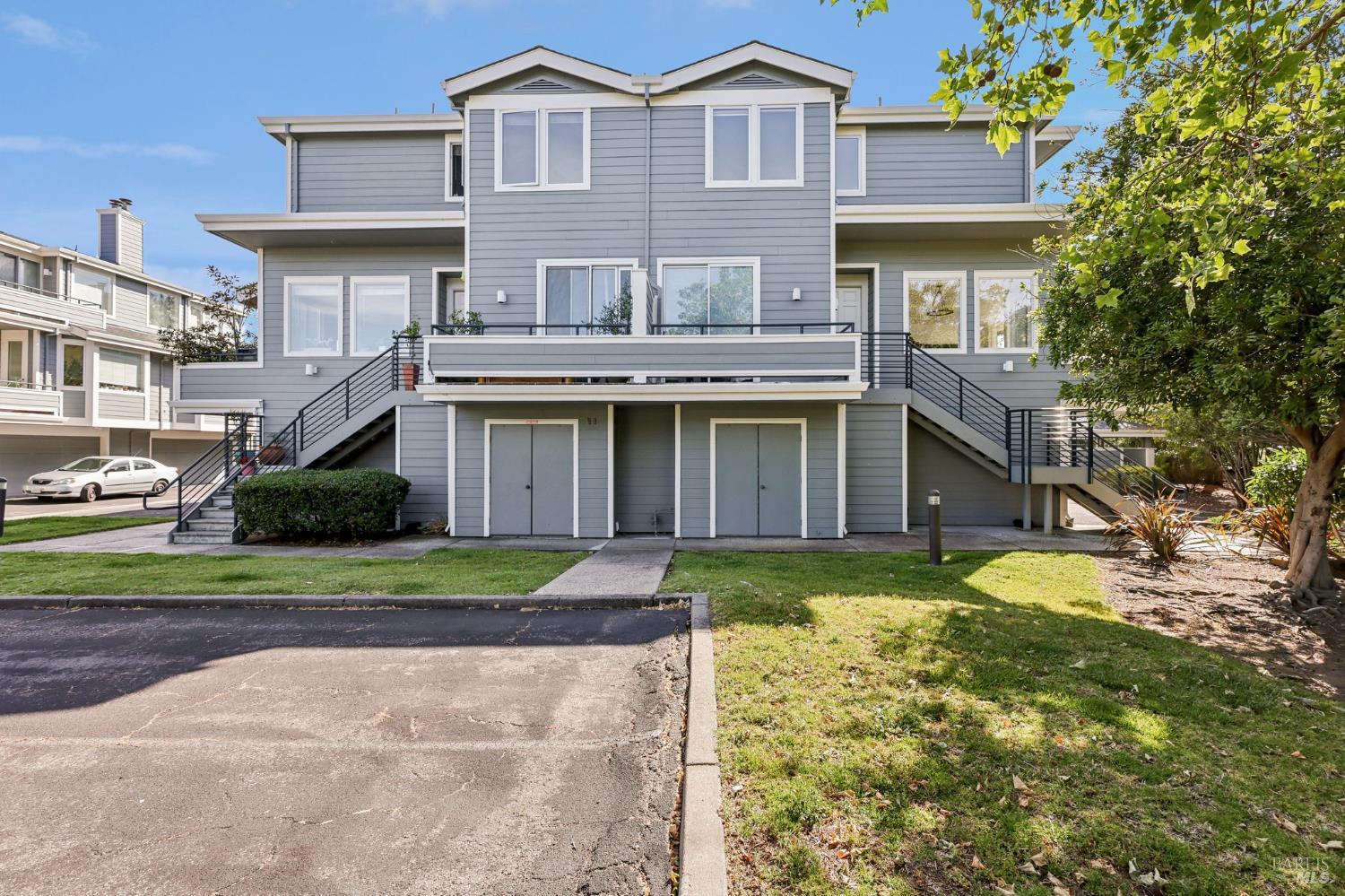 Detail Gallery Image 25 of 28 For 9 Gable Ct, San Rafael,  CA 94903 - 3 Beds | 2 Baths