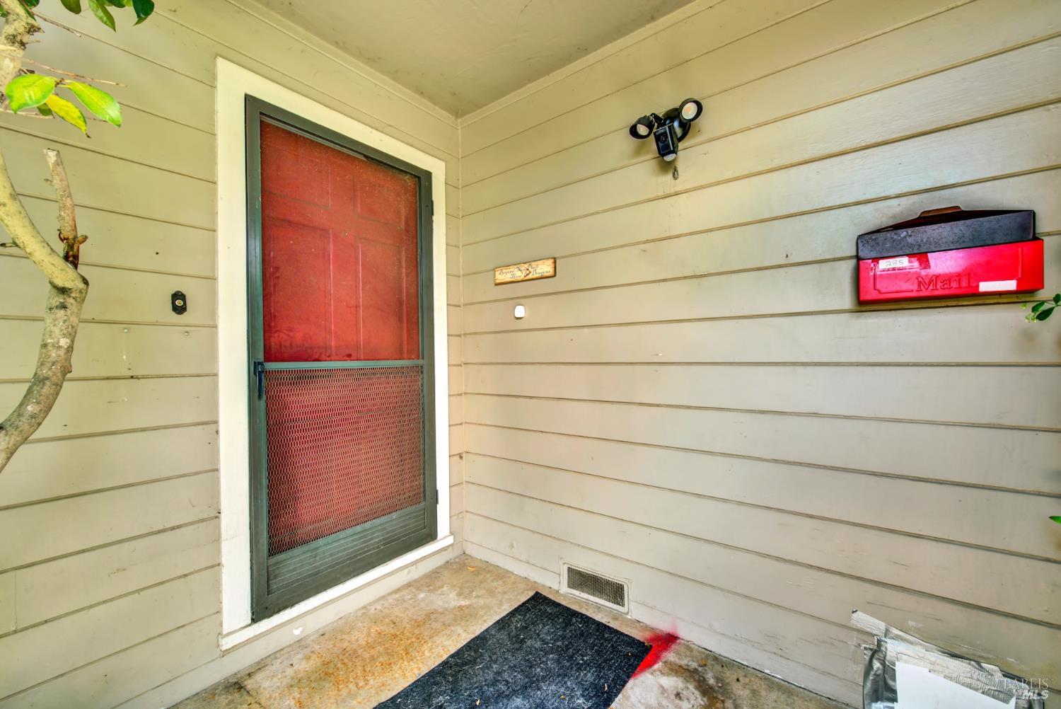 Detail Gallery Image 12 of 64 For 285 Homewood Ave, Napa,  CA 94558 - 2 Beds | 1 Baths