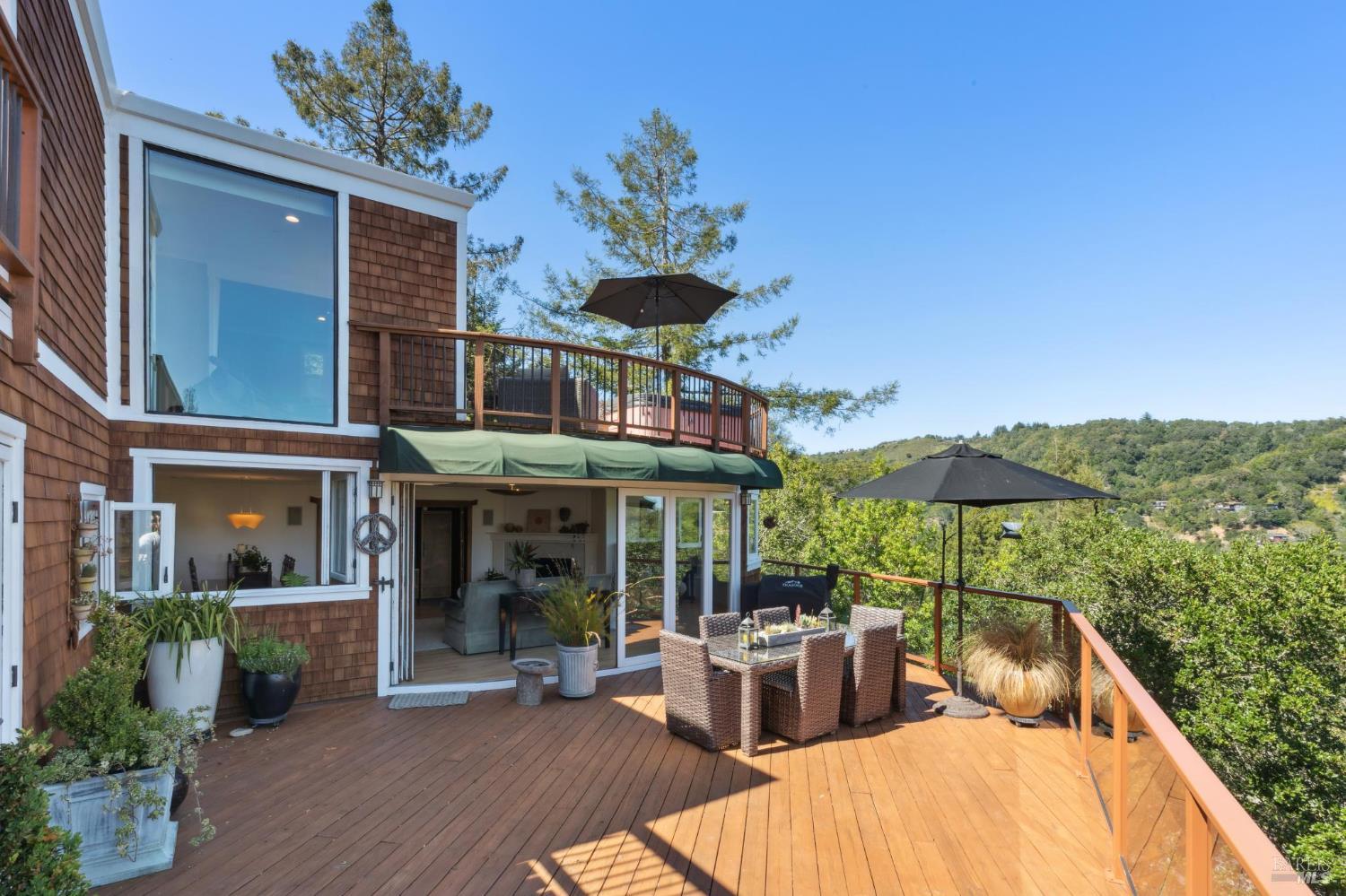 Detail Gallery Image 2 of 54 For 222 Marguerite Ave, Mill Valley,  CA 94941 - 4 Beds | 5 Baths