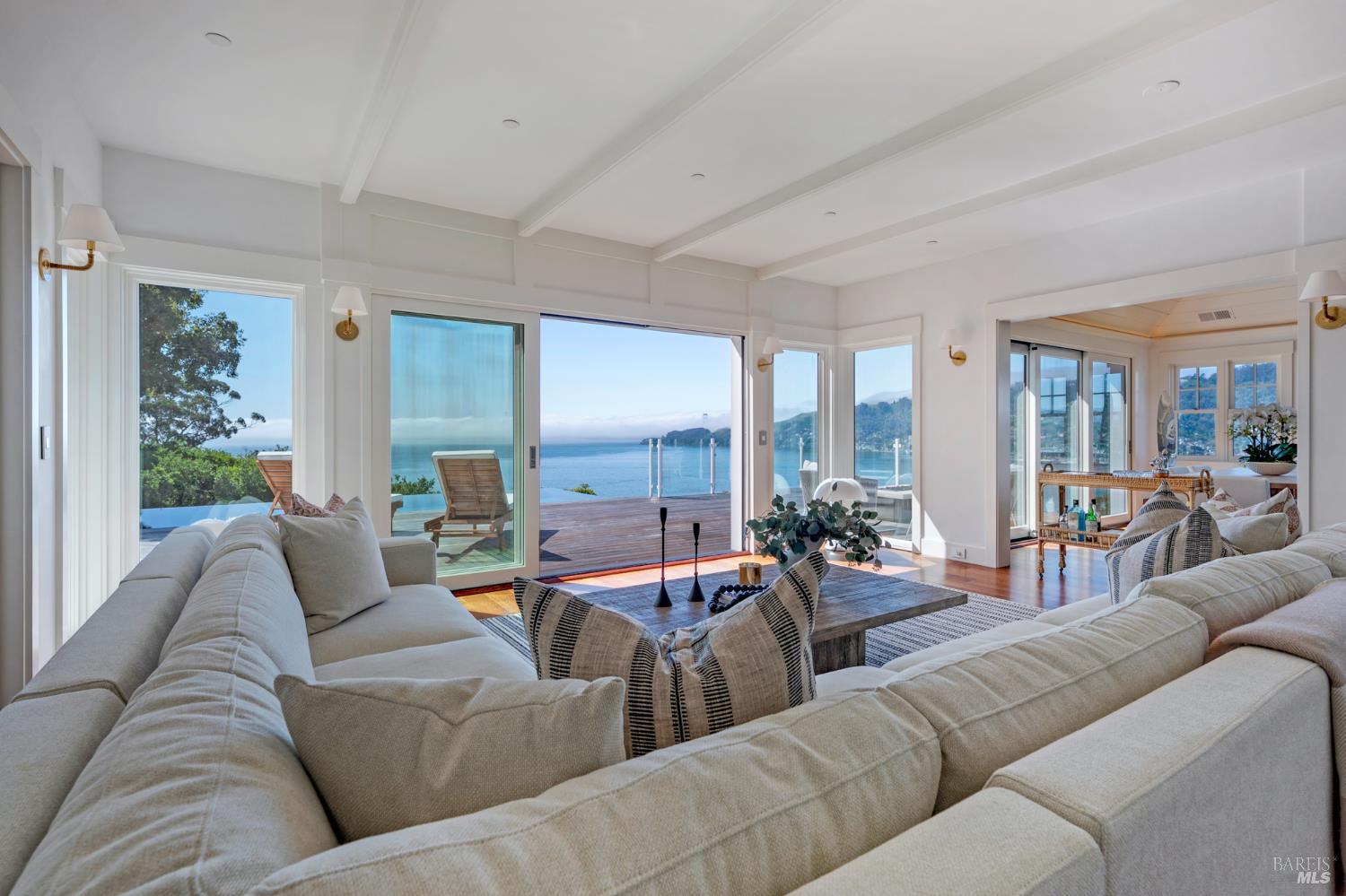 Detail Gallery Image 18 of 64 For 22 Eucalyptus Rd, Belvedere,  CA 94920 - 5 Beds | 4/2 Baths