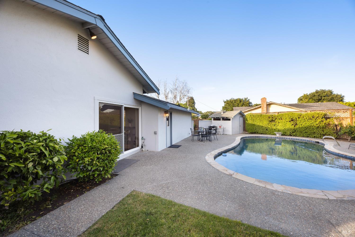 Detail Gallery Image 66 of 83 For 22 Laurie Ct, Novato,  CA 94947 - 4 Beds | 2 Baths