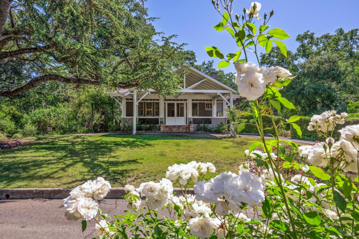 Detail Gallery Image 5 of 94 For 880 W Agua Caliente Rd, Sonoma,  CA 95476 - 4 Beds | 3 Baths