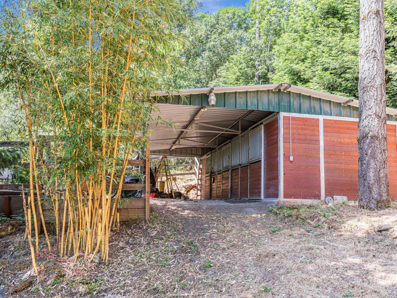 Detail Gallery Image 25 of 33 For 2375 Los Olivos Rd, Santa Rosa,  CA 95404 - 2 Beds | 1 Baths