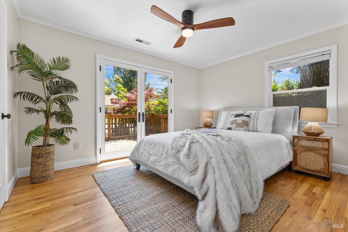 Detail Gallery Image 19 of 67 For 107 1st St, Healdsburg,  CA 95448 - 3 Beds | 3 Baths