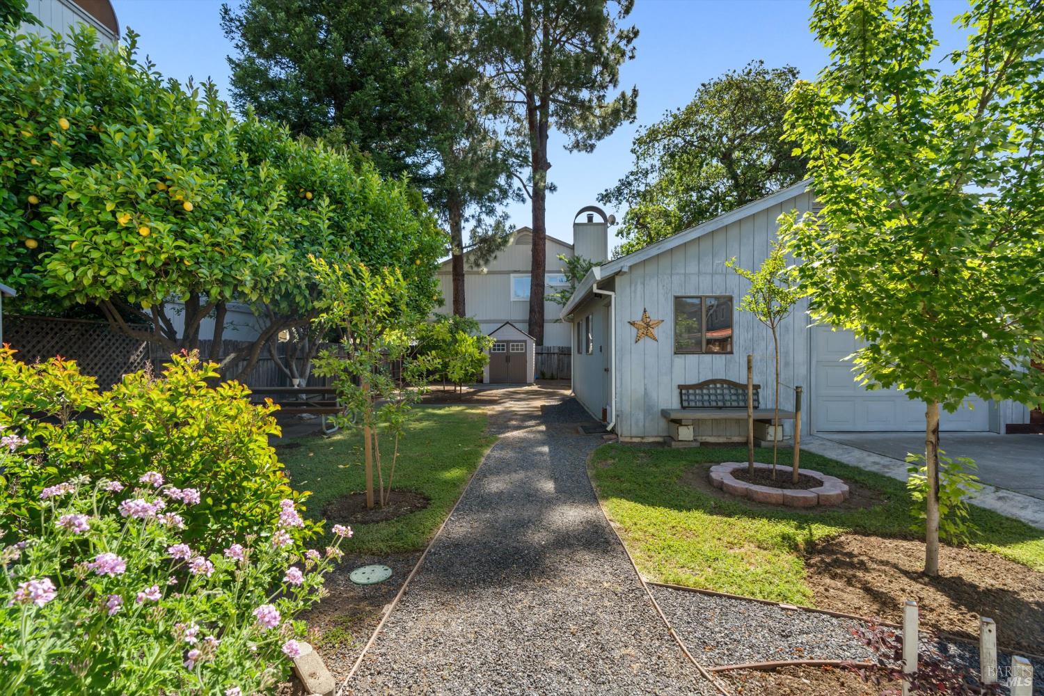 Detail Gallery Image 12 of 17 For 24 S University St, Healdsburg,  CA 95448 - – Beds | – Baths