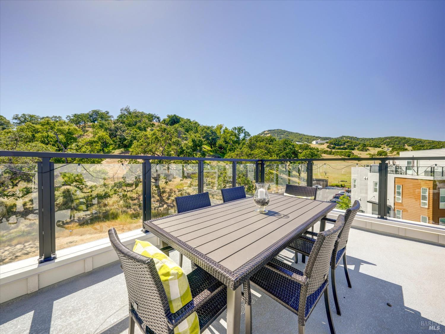 Detail Gallery Image 30 of 41 For 226 Verandah Ave, Novato,  CA 94945 - 3 Beds | 2/1 Baths