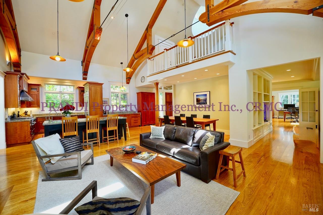 Detail Gallery Image 7 of 24 For 75 E Marguerite Ter, Mill Valley,  CA 94941 - 4 Beds | 3/1 Baths