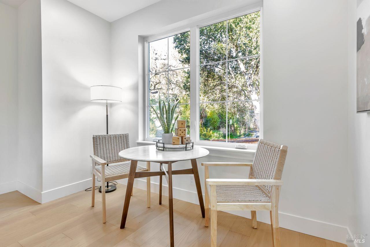 Detail Gallery Image 21 of 64 For 22 Cedar Ave, Kentfield,  CA 94904 - 5 Beds | 5 Baths