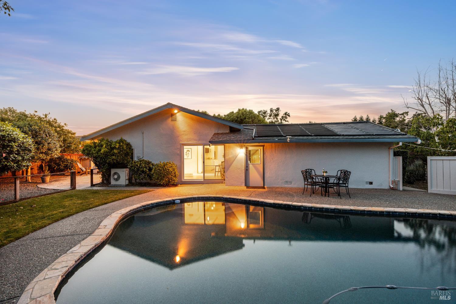 Detail Gallery Image 56 of 83 For 22 Laurie Ct, Novato,  CA 94947 - 4 Beds | 2 Baths