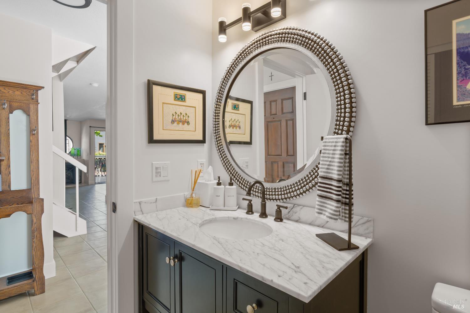Detail Gallery Image 24 of 53 For 553 Kings Rd, Alameda,  CA 94501 - 2 Beds | 2/1 Baths