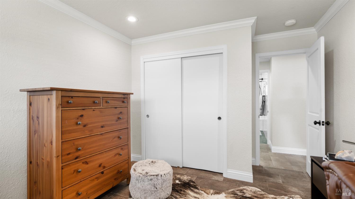 Detail Gallery Image 14 of 70 For 4270 Peaceful Glen Rd, Vacaville,  CA 95688 - 3 Beds | 2 Baths