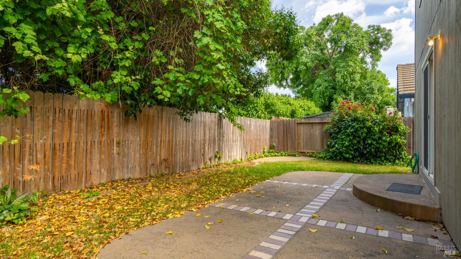 Detail Gallery Image 33 of 46 For 1191 Araquipa Ct, Vacaville,  CA 95687 - 3 Beds | 2/1 Baths