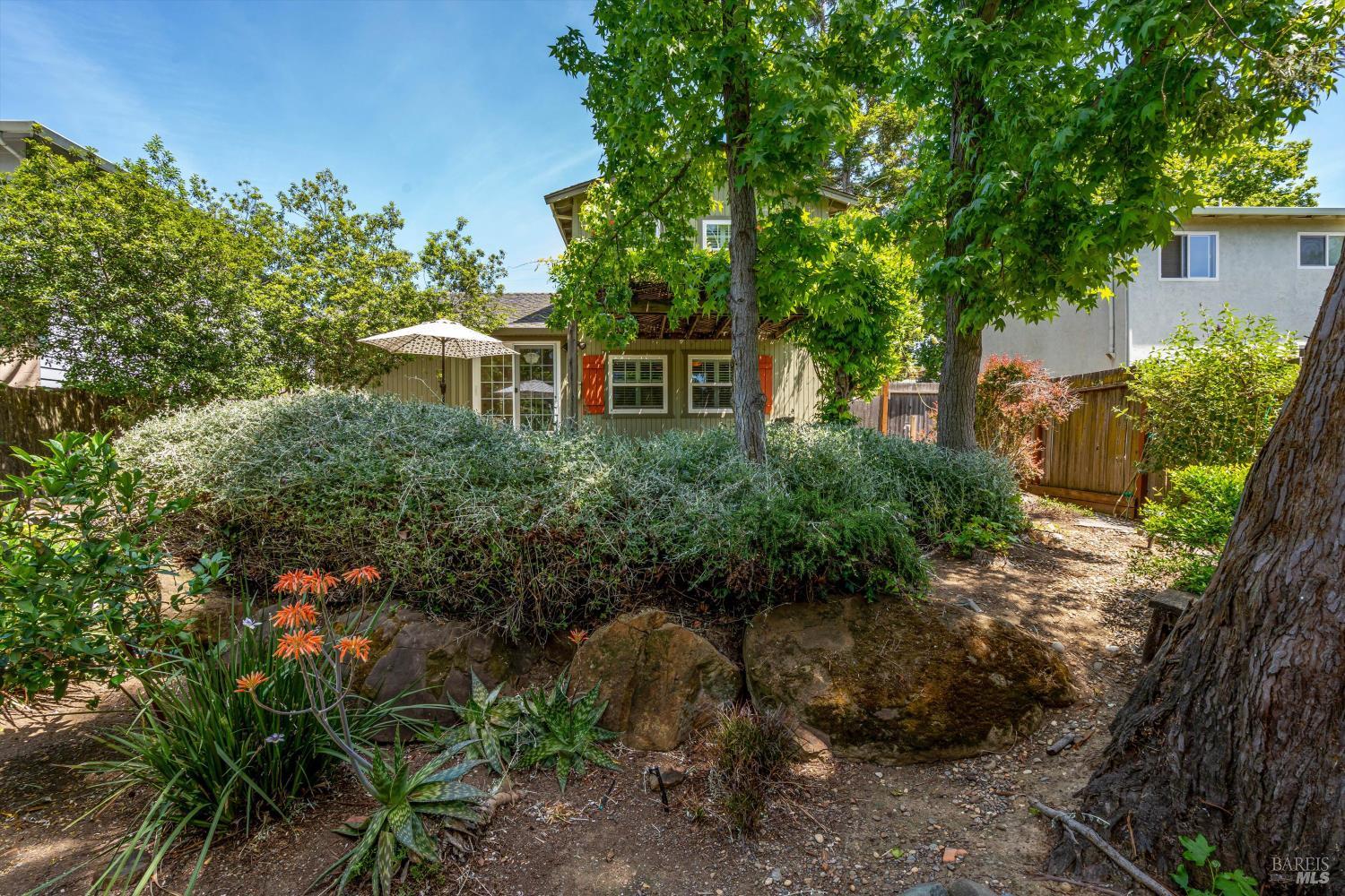 Detail Gallery Image 43 of 44 For 632 E K St, Benicia,  CA 94510 - 2 Beds | 2 Baths