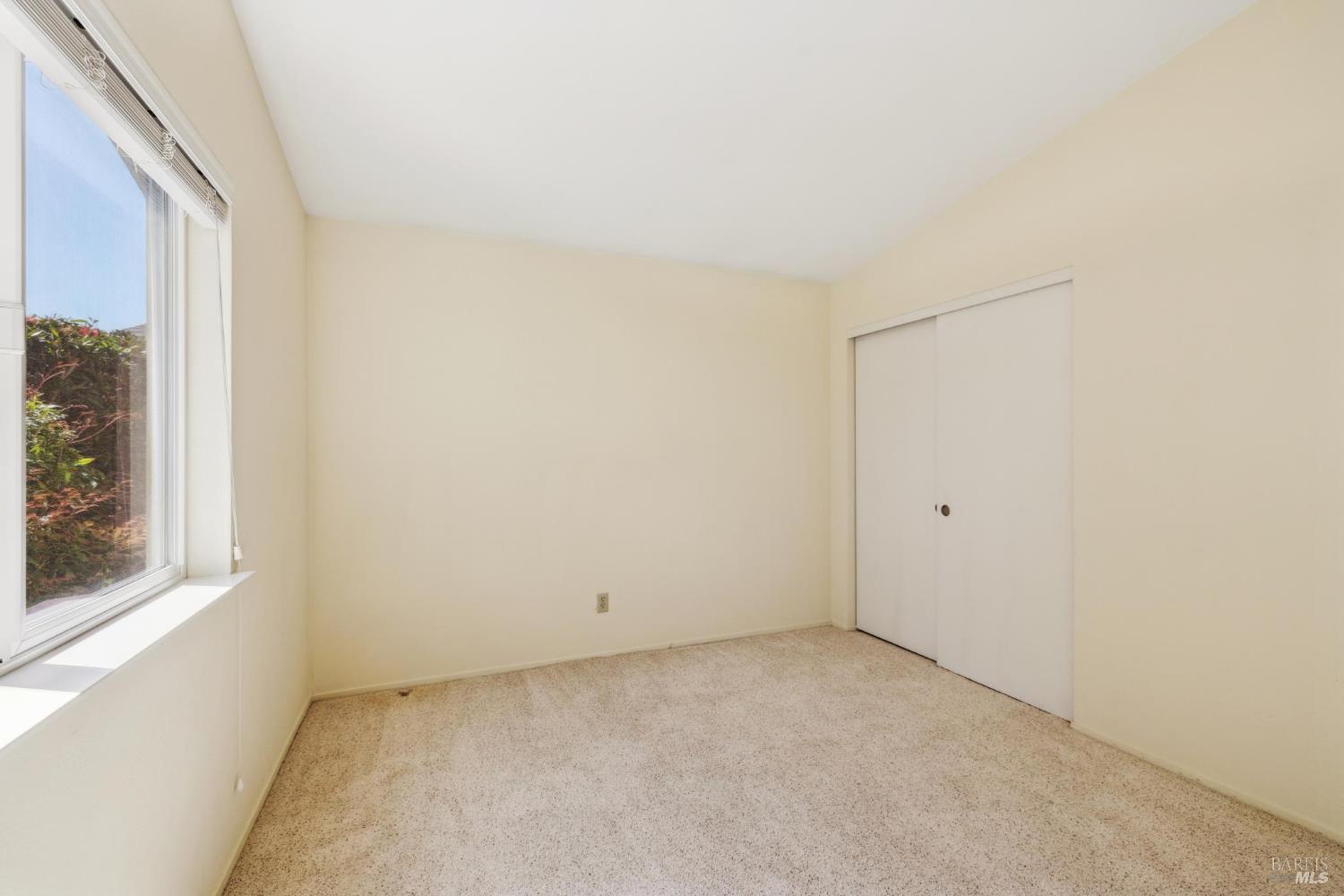 Detail Gallery Image 21 of 35 For 1506 Cerro Sonoma Cir, Petaluma,  CA 94954 - 3 Beds | 2 Baths