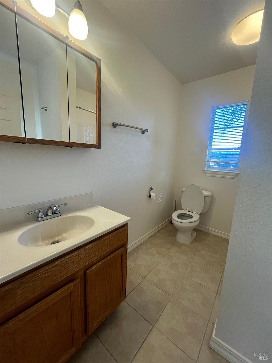 Detail Gallery Image 19 of 25 For 150 E J St #4,  Benicia,  CA 94510 - 1 Beds | 1 Baths
