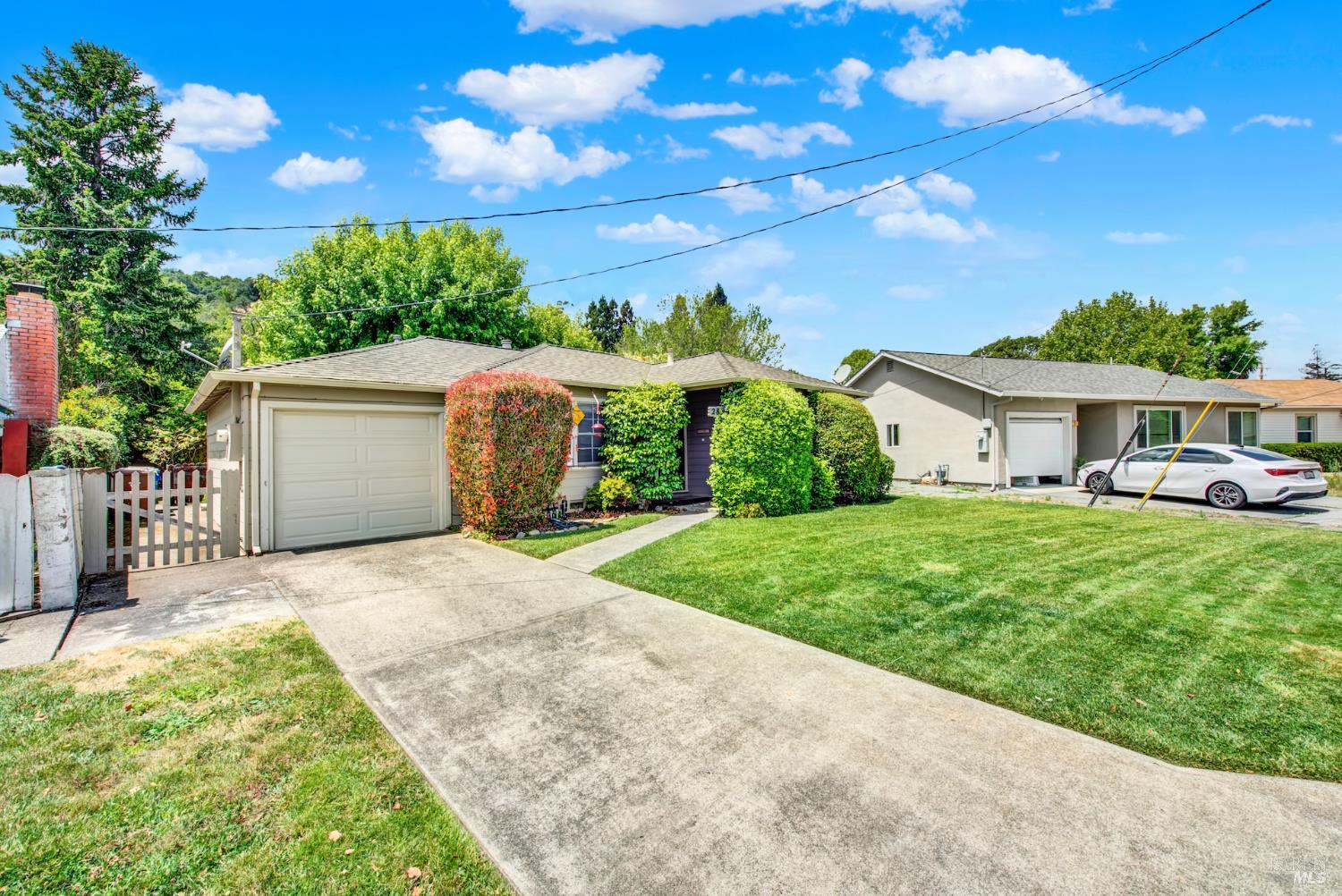 Detail Gallery Image 10 of 64 For 285 Homewood Ave, Napa,  CA 94558 - 2 Beds | 1 Baths