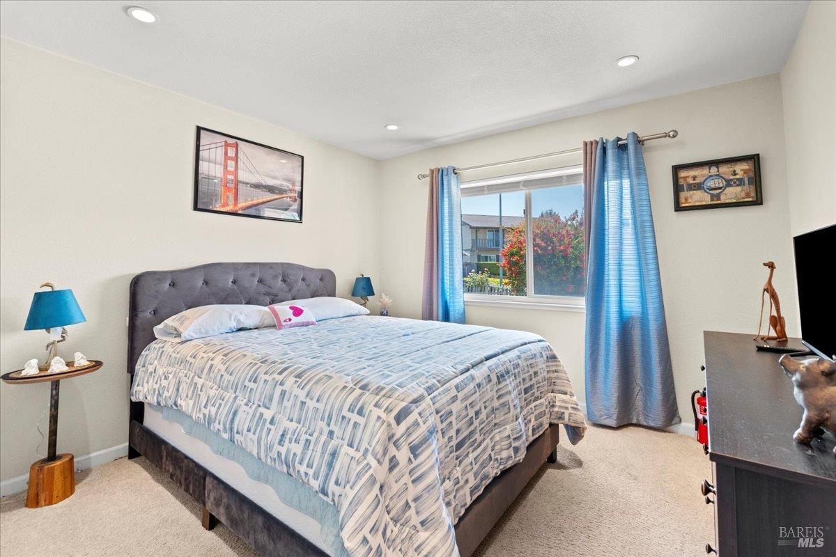 Detail Gallery Image 20 of 31 For 112 Aragon Ct, Vallejo,  CA 94591 - 3 Beds | 2 Baths