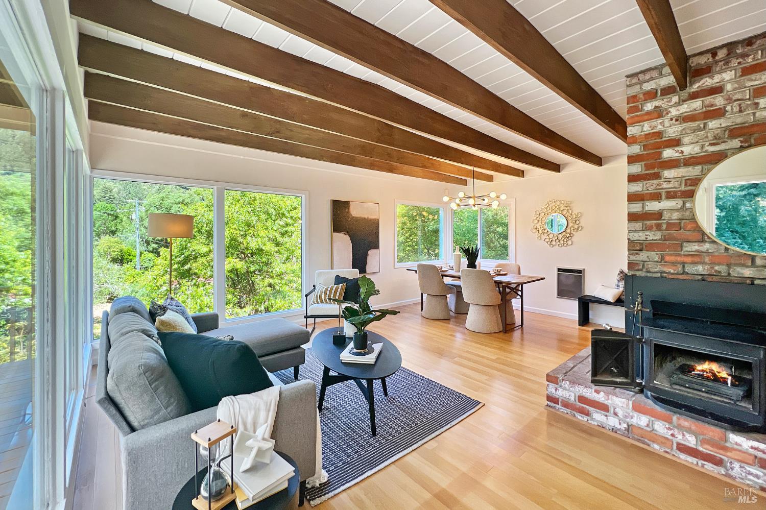 Detail Gallery Image 8 of 60 For 14902 Melody Ave, Guerneville,  CA 95446 - 3 Beds | 2 Baths