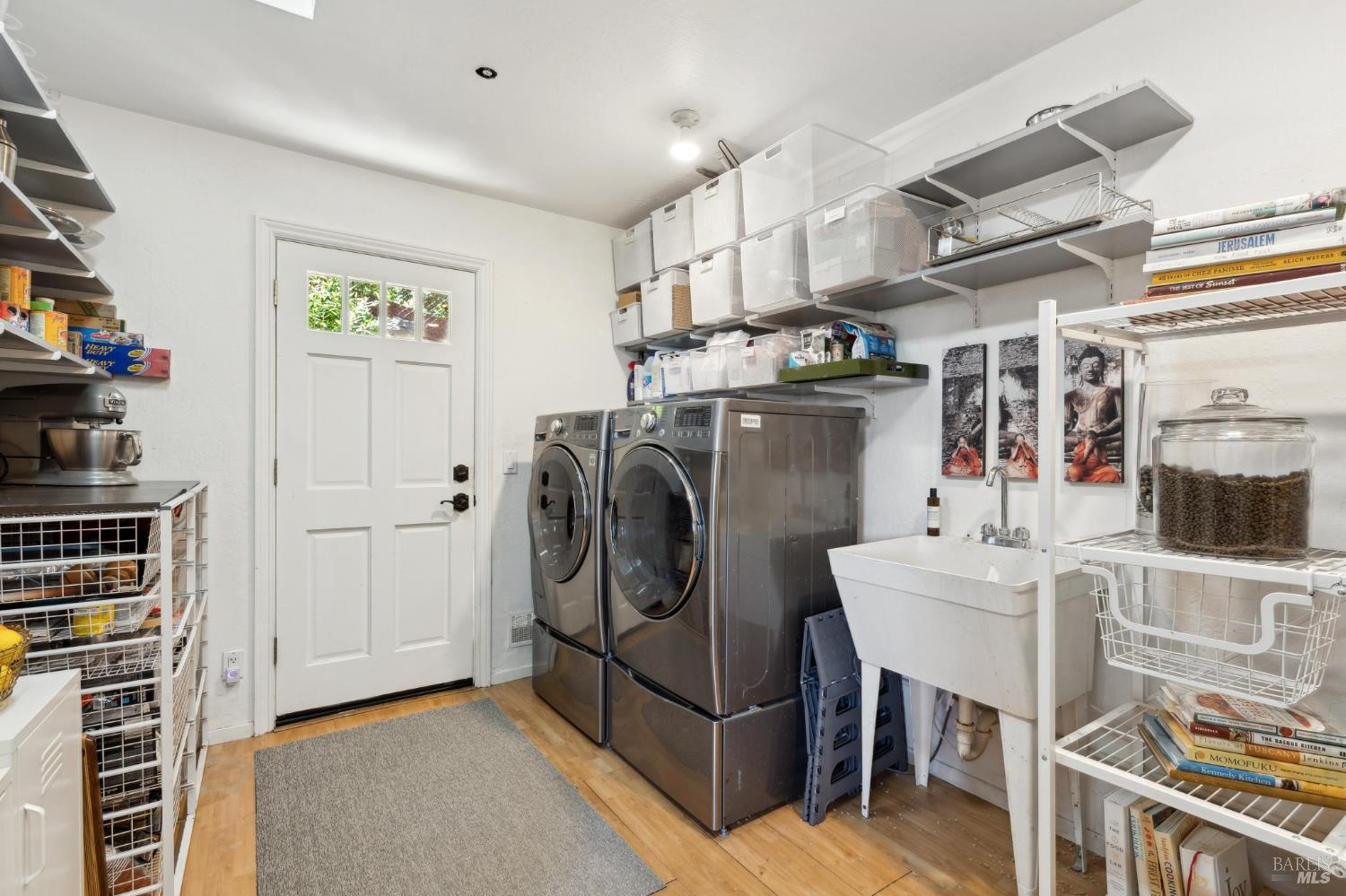 Detail Gallery Image 26 of 54 For 222 Marguerite Ave, Mill Valley,  CA 94941 - 4 Beds | 5 Baths