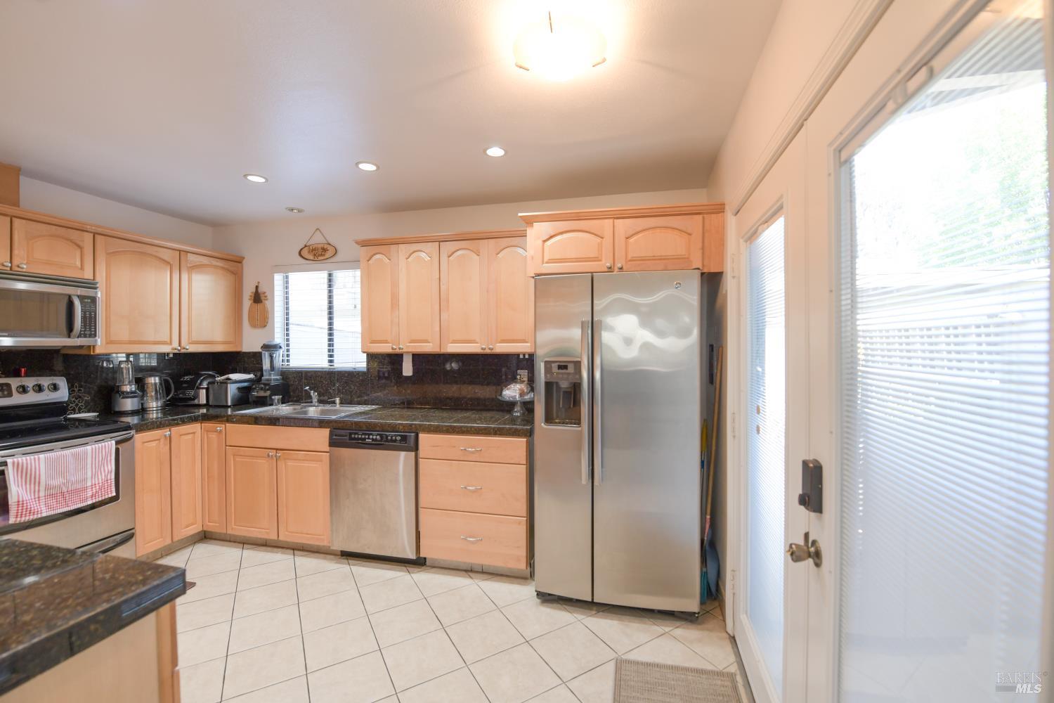 Detail Gallery Image 18 of 31 For 433 Freeway Dr, Napa,  CA 94558 - 2 Beds | 1/1 Baths