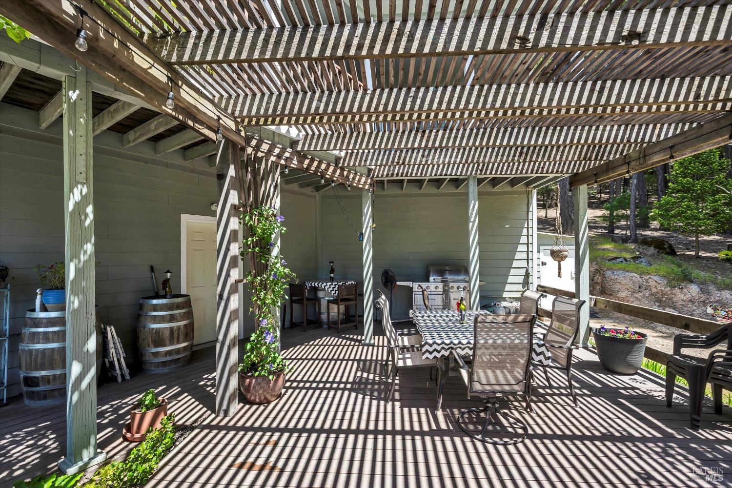 Detail Gallery Image 42 of 59 For 9474 Rockys Rd, Middletown,  CA 95461 - 2 Beds | 2/1 Baths