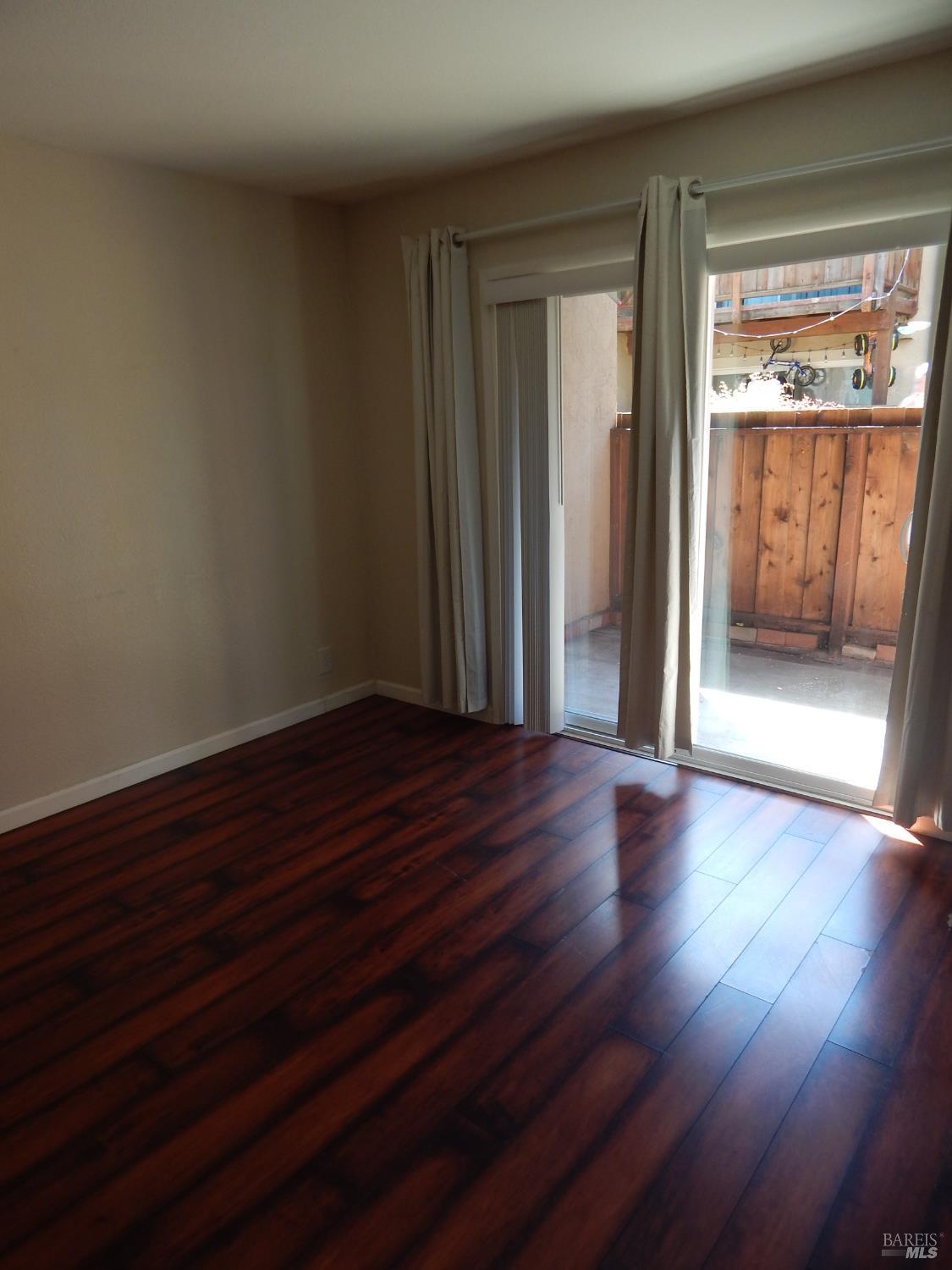 Detail Gallery Image 9 of 26 For 524 Arcadia Dr, Vacaville,  CA 95687 - 1 Beds | 1 Baths