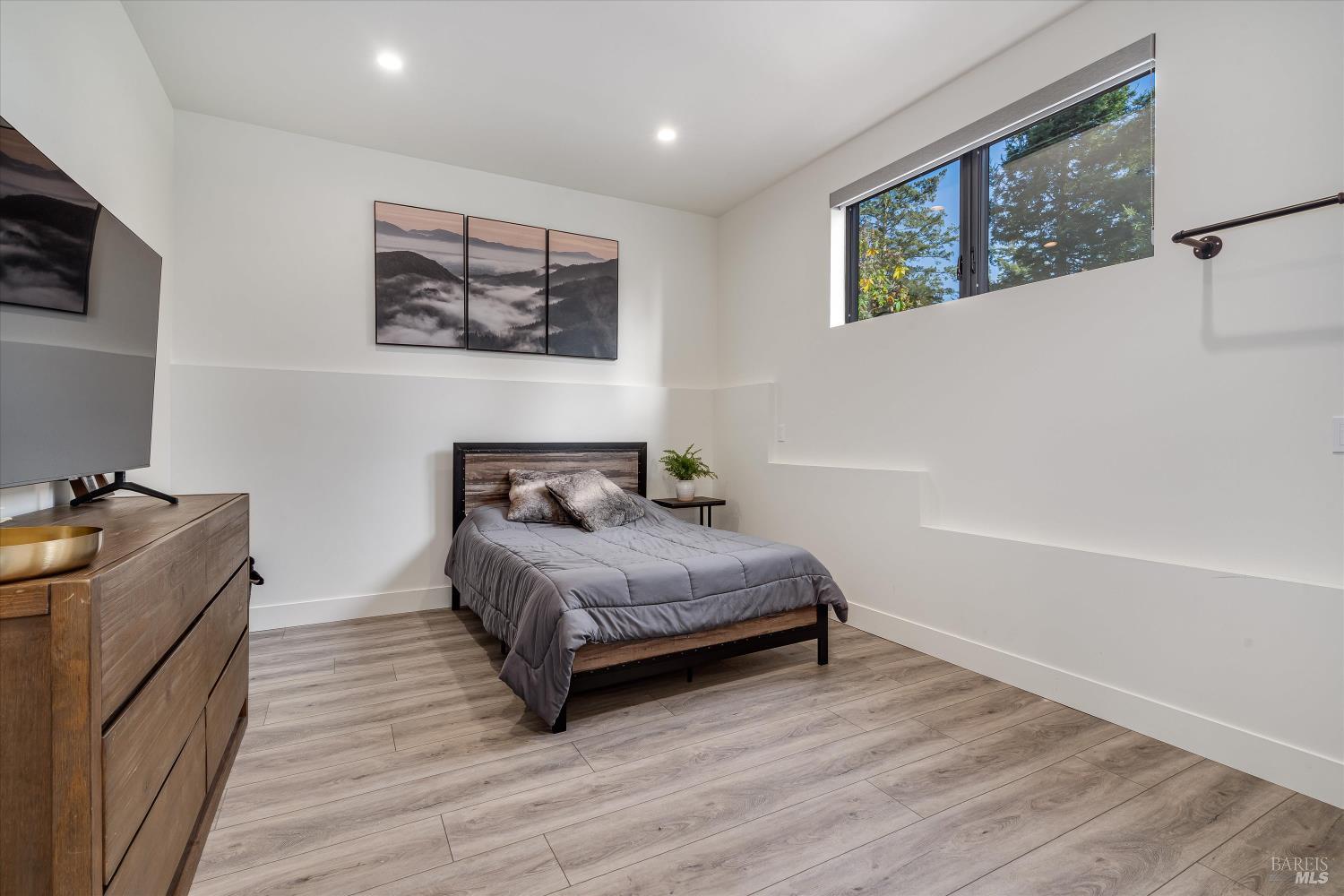 Detail Gallery Image 38 of 60 For 1994 W Bristlecone Ct, Santa Rosa,  CA 95403 - 4 Beds | 3/1 Baths