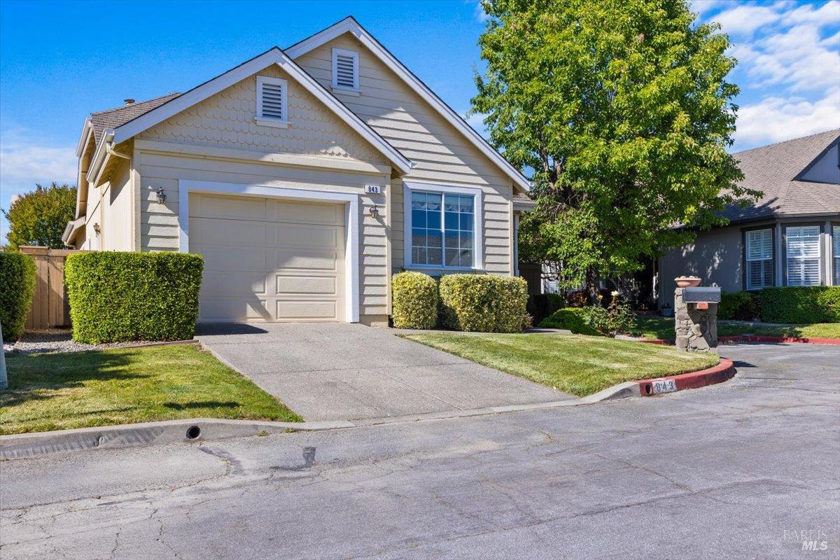 Detail Gallery Image 1 of 36 For 843 Cab Calloway Ct, Windsor,  CA 95492 - 2 Beds | 2 Baths