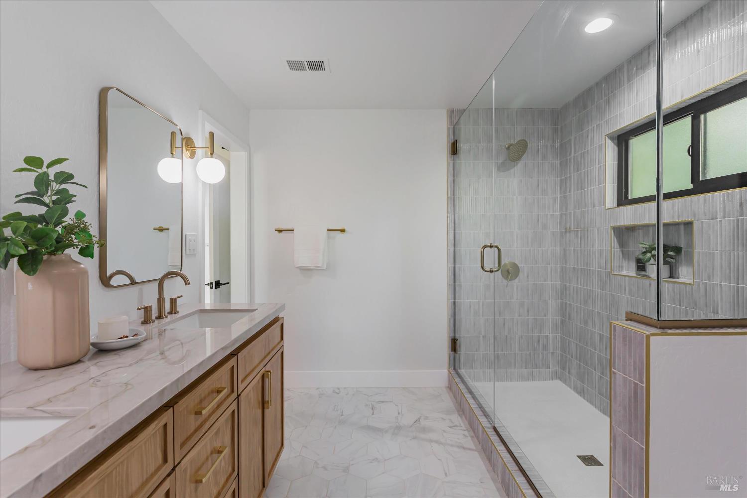 Detail Gallery Image 18 of 40 For 690 Hudson Ct, Sonoma,  CA 95476 - 4 Beds | 3 Baths