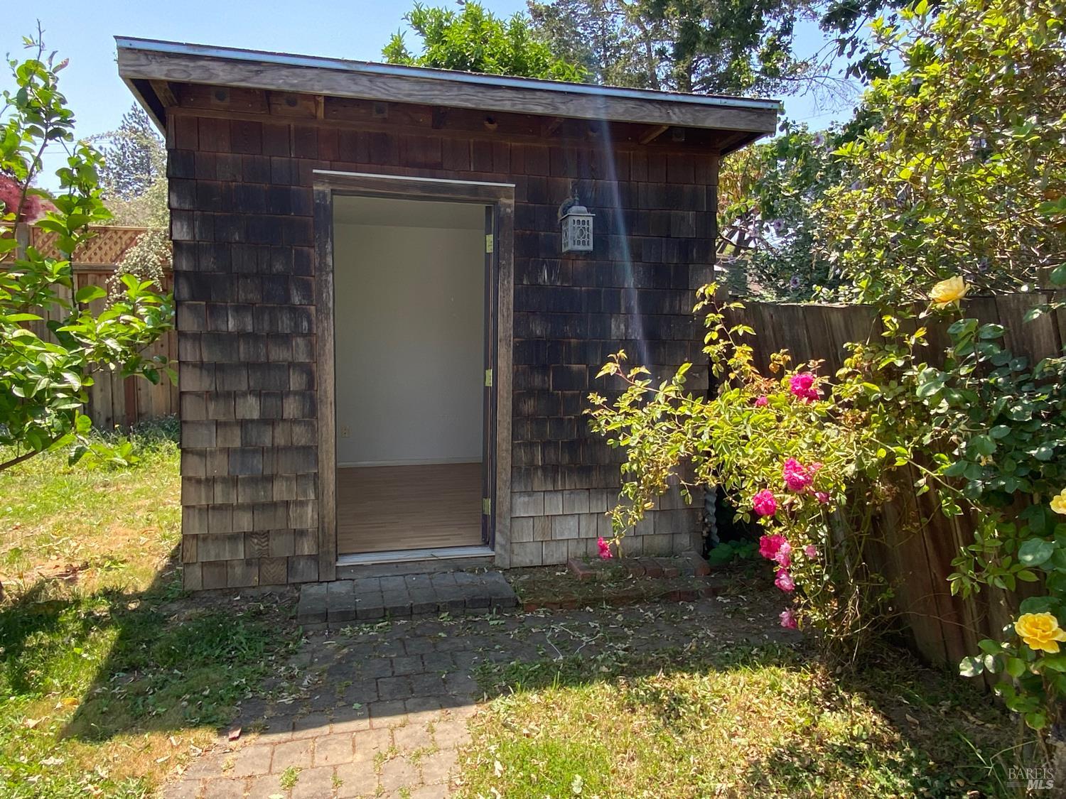 Detail Gallery Image 49 of 64 For 1125 East Ct, Novato,  CA 94945 - 2 Beds | 1 Baths