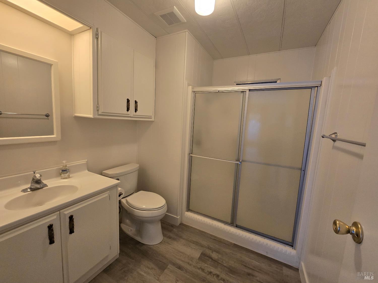 Detail Gallery Image 20 of 29 For 108 N Napa Dr, Petaluma,  CA 94954 - 2 Beds | 2 Baths