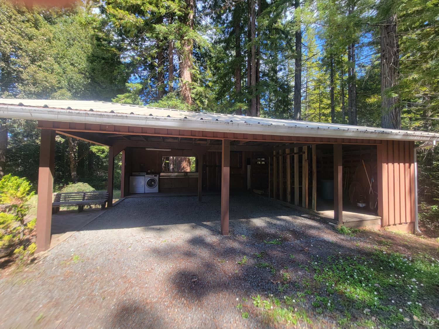 Detail Gallery Image 15 of 72 For 11903 Branscomb Rd, Branscomb,  CA 95454 - 3 Beds | 2 Baths