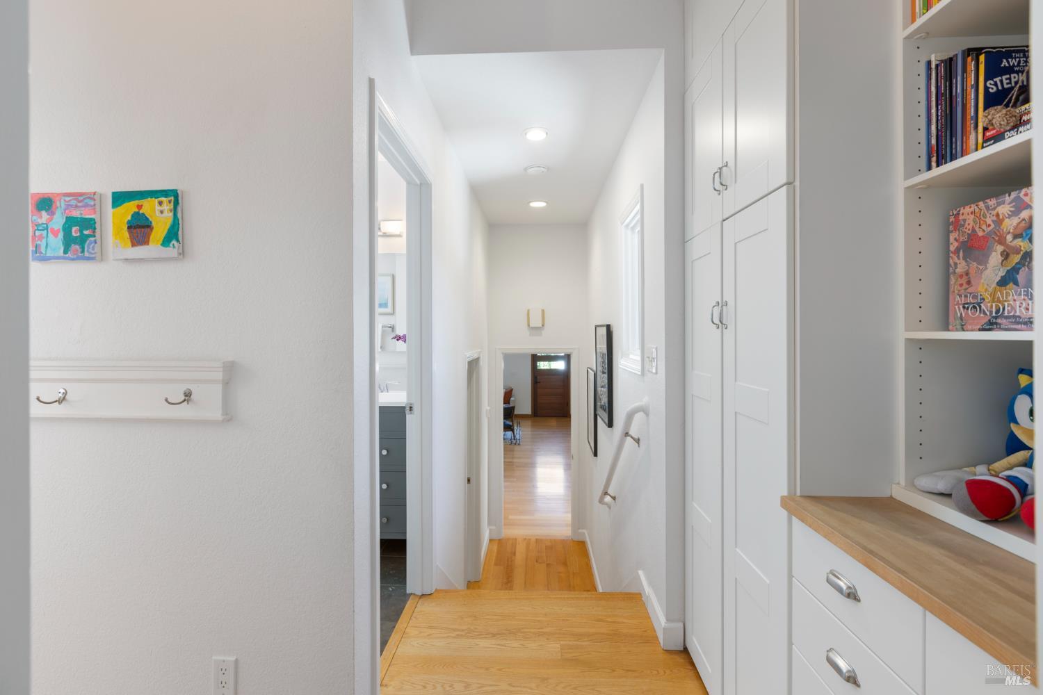 Detail Gallery Image 40 of 68 For 55 Durham Rd, San Anselmo,  CA 94960 - 3 Beds | 2 Baths