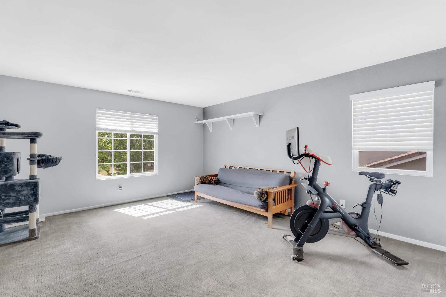 Detail Gallery Image 29 of 44 For 4822 N Ridgefield Way, Fairfield,  CA 94534 - 5 Beds | 3 Baths